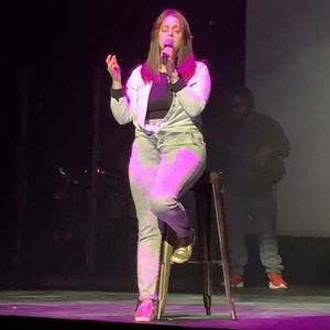 Meet your Posher, Priscilla